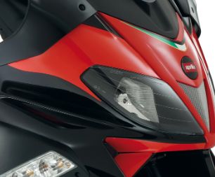Aprilia SR MAax 300 gallery